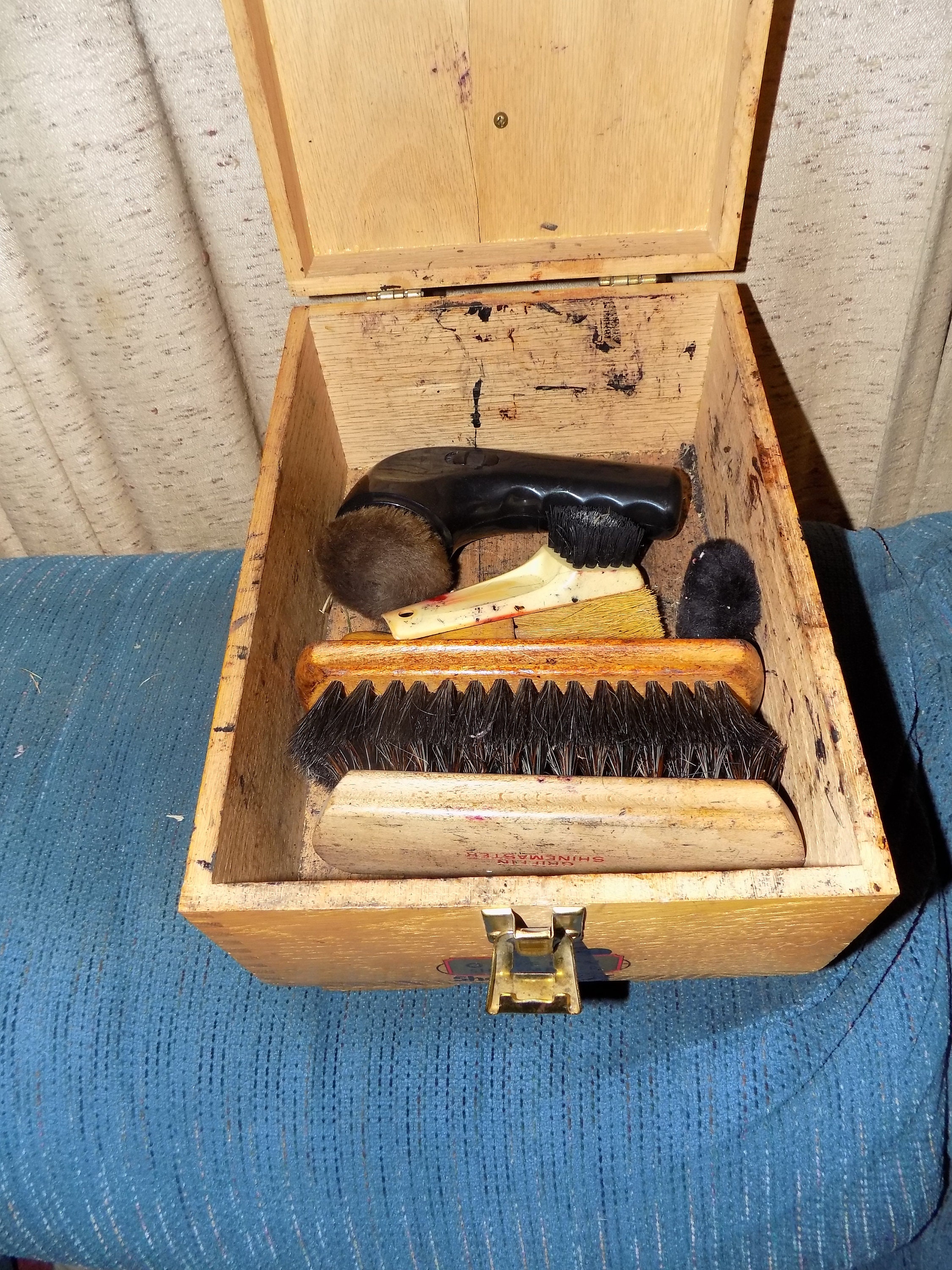 Vintage Griffin Shine Master Shoe Shine Box No Key Wood Shoe Shine Box  Finger Jointed 3047 