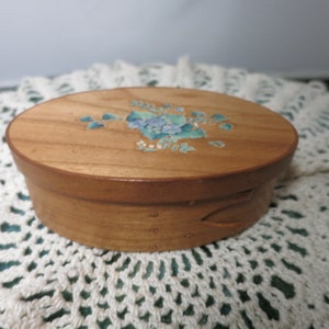 Vintage Bentwood Shaker Box with later applied flower motif copper nails