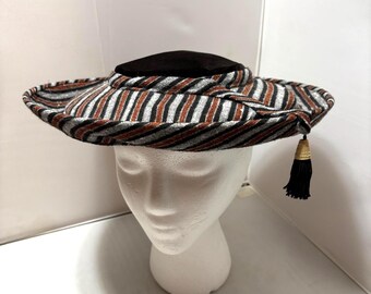 Vintage Laura Ashley Black Wool Cloche Hat With Black Velvet  display picture 2