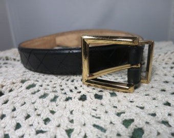 Vintage Talbots Women's Black Textured X Belt with Gold Tone Buckle size Medium
