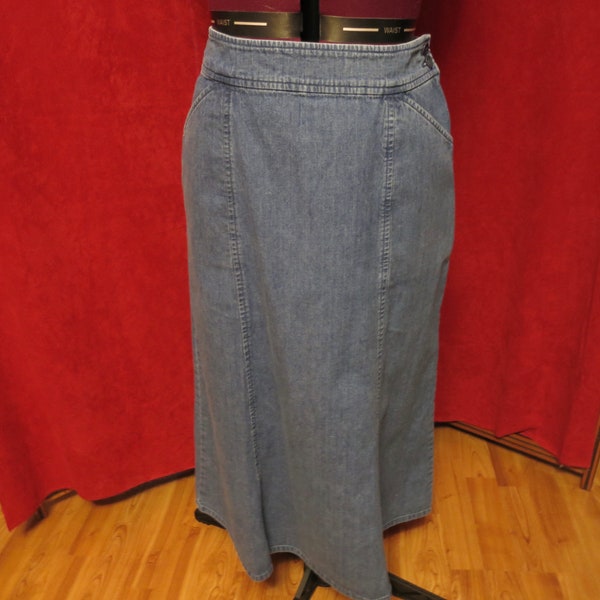 Vintage Pendleton Denim Blue Jean A line Skirt size 10 Petite