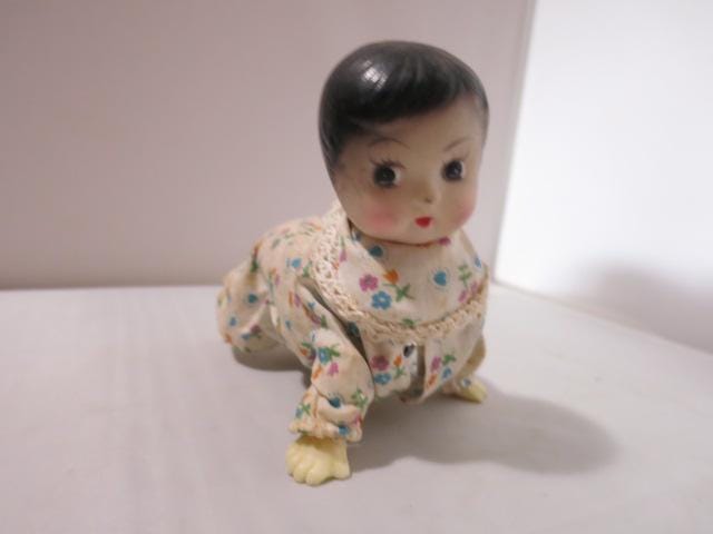 Crawling Baby Doll Wind up Clockwork Best Guess Made in China Mid