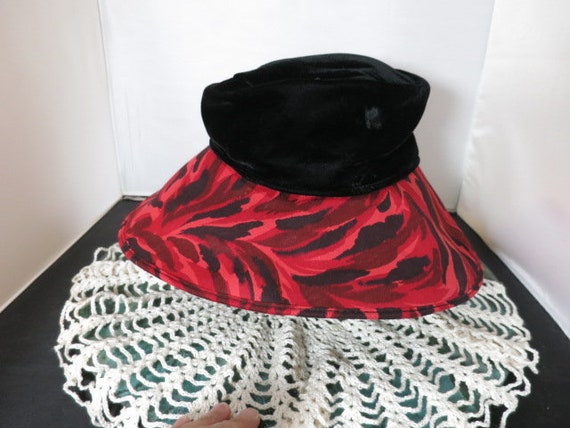Vintage Women's Bucket wide Brim Hat Black Velvet… - image 1