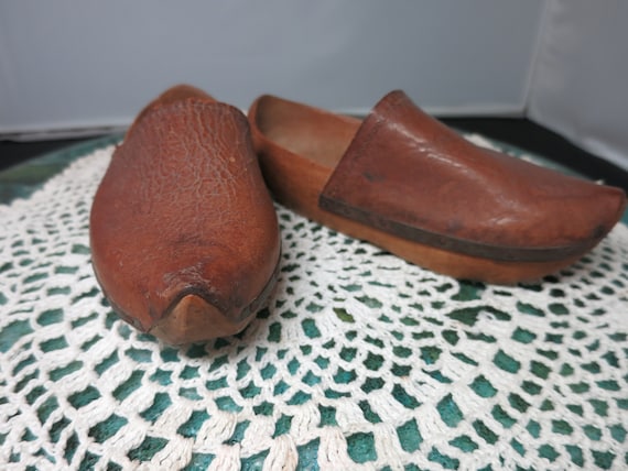 Vintage Childrens Wooden Dutch Clogs with leather… - image 10