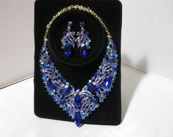 Fashion Crystal Bib Chocker ketting en oorbellen blauw zilverkleurig