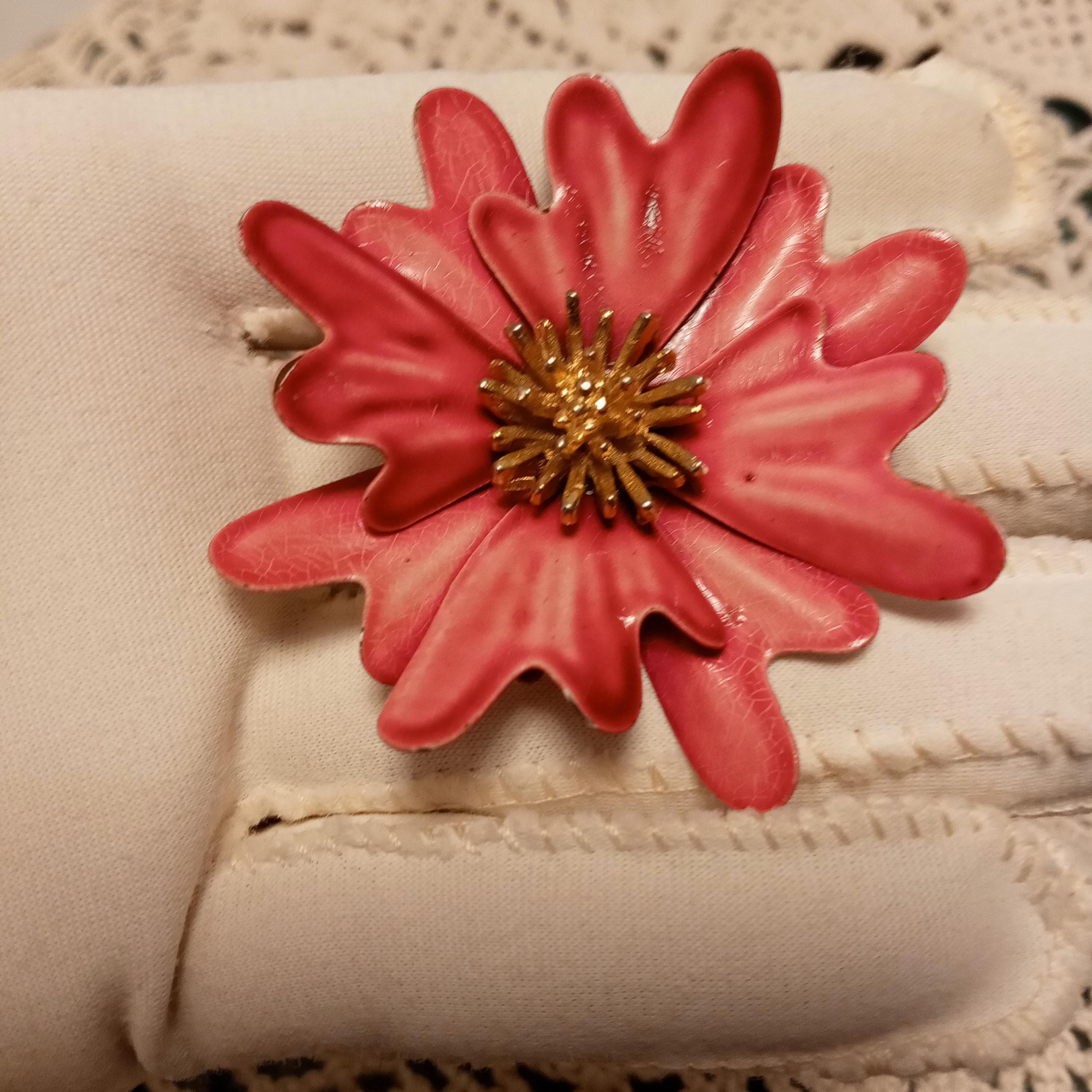 Vintage Pink Flower Brooch with Gold Center