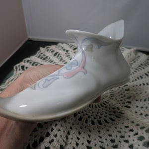 Vintage Nao Lladro Made In Spain Decorative Shoe Slipper Figurine Jester Elf Pixie Shape Vanity Trinket