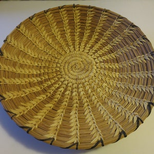 Vintage Tohono O&#39;odham Split Stitch Basket Plate Tohono O&#39;Odham 12 inch