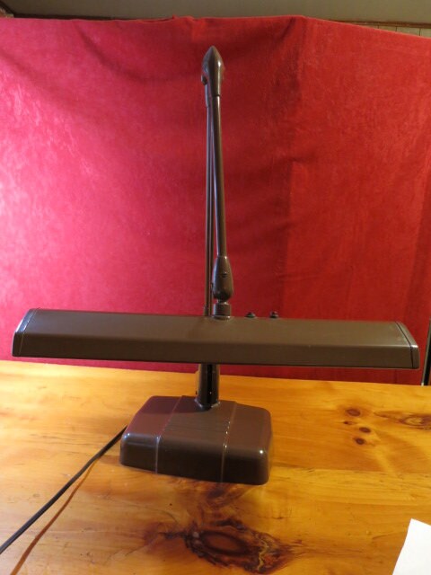 Vintage dazor desk sale lamp