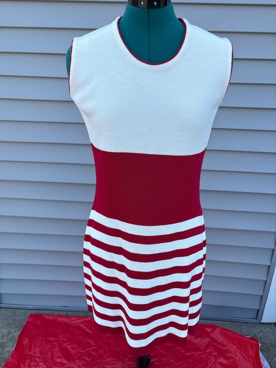 Vintage Hand Knit Sleeveless Aline Dress Above Knee White Red Stripe  Women's S- M - Etsy Canada