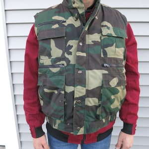 Vintage Woodfield Camouflage Vest Hunting Fishing Size L