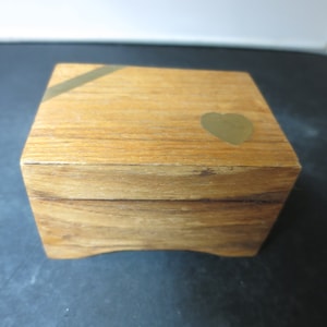 Vintage Sankyo Japan Wooden Music Box with brass trim and brass heart