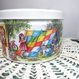 1988 Vintage Tom Sturgis Little Ones Pretzel Tin signed Fut Dower