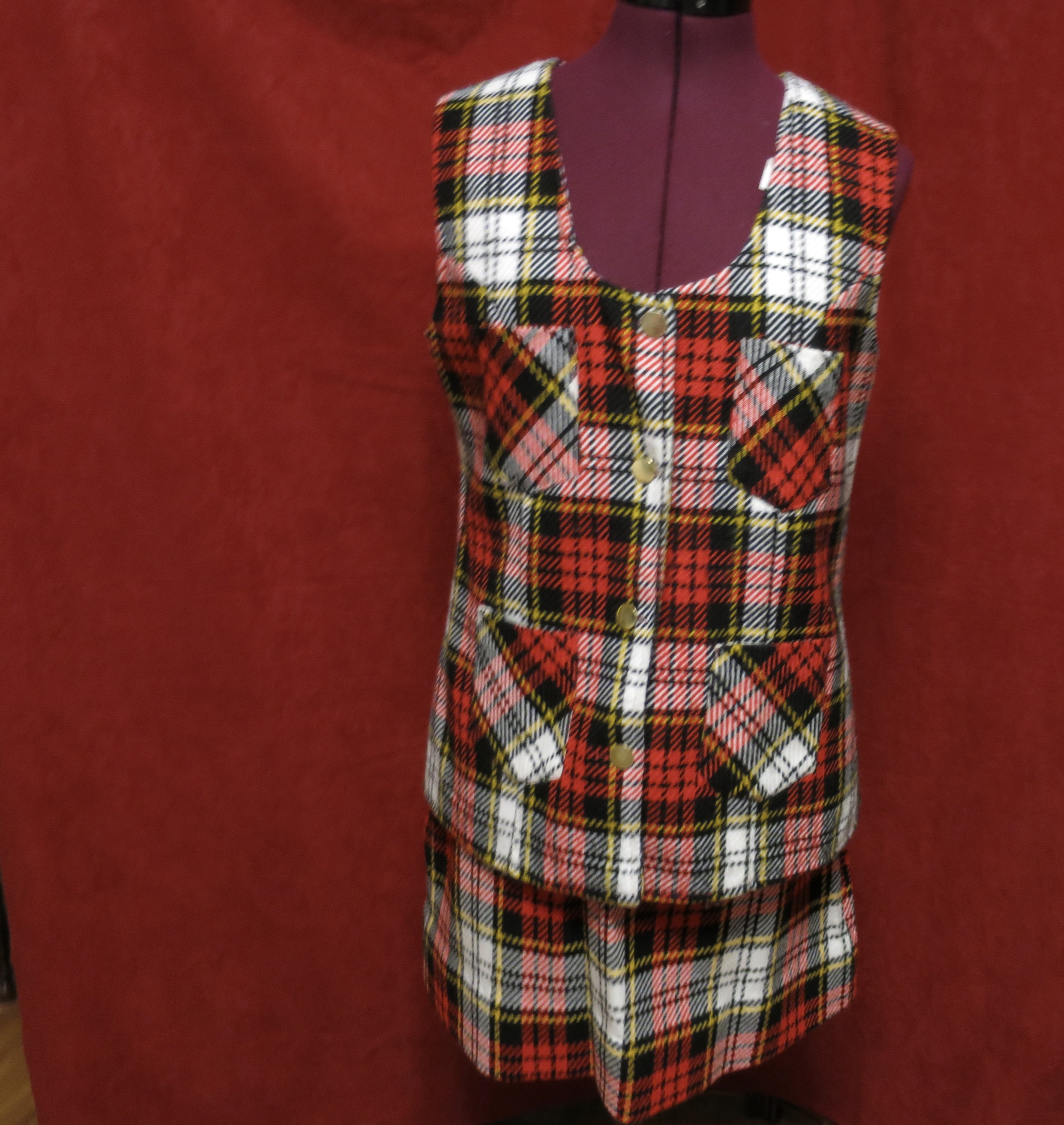 princess vera wang plaid dress NWT Princess Vera Wang red/ivory plaid dress, sequin collar, size 1 XS, orig $58