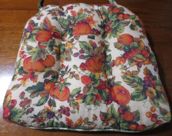 Vintage Chair Cushion with Ties Fruit Pumpkin Strawberry Blackberry Grape etc. motif Like New circa 1980s