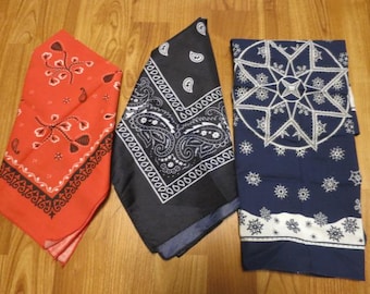 Vintage Taschentuch Bandana Wahl Listing Paisley Blumen rot blau Schneeflocke Sterne blau