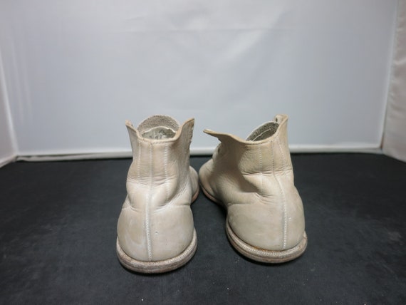 Vintage Buster Brown Baby White Leather Walking S… - image 3