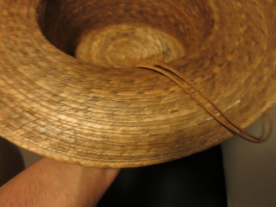 Vintage Straw hat wide brim braided shell trimmed… - image 9