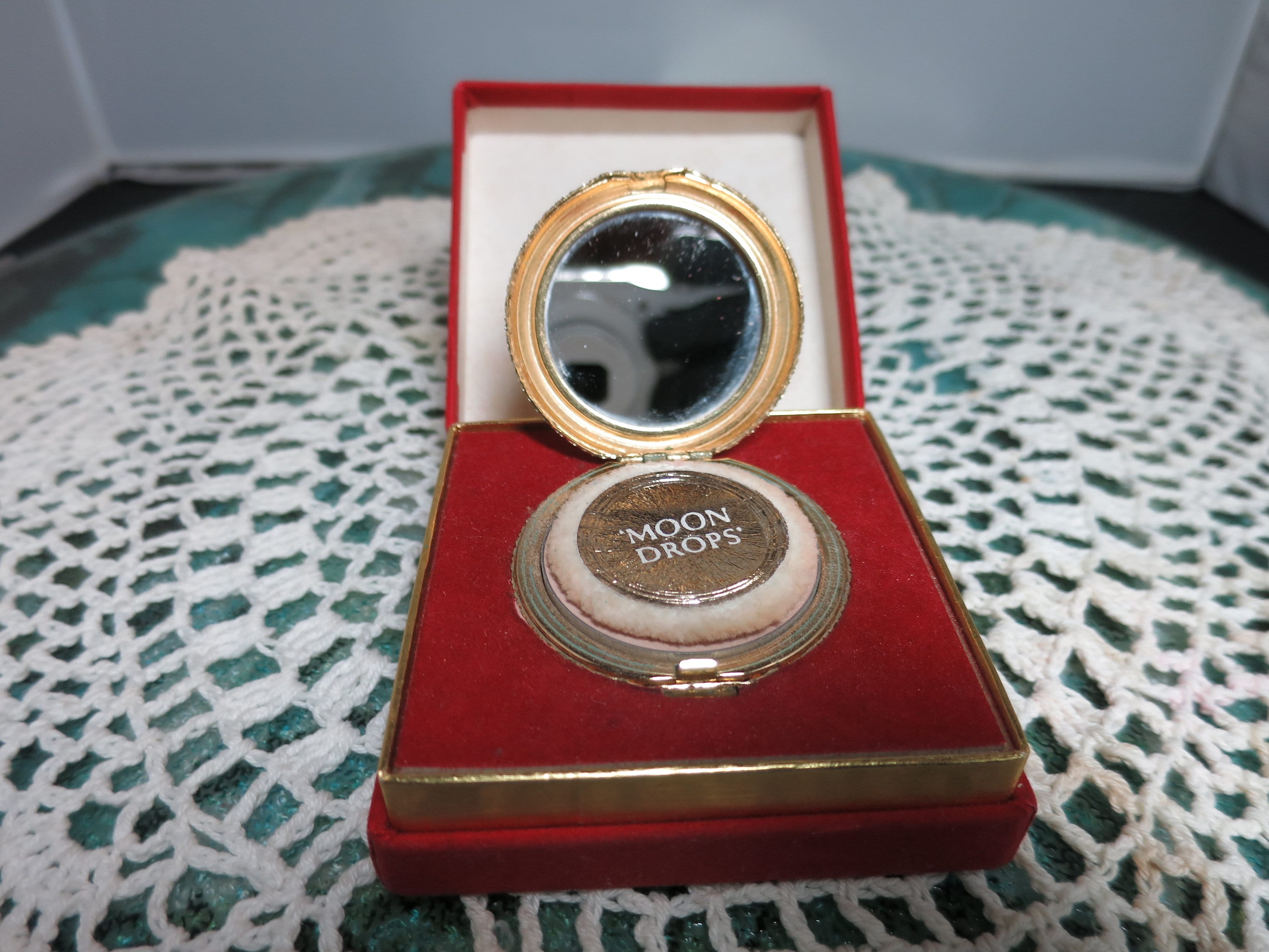 Vintage Revlon Moon Drops Compact Demi Makeup Vintage 60's