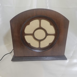 Antique Speaker Enclosure converted to Bluetooth Speaker