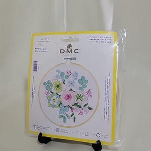 DMC Cross Stitch Kit 5.9 in. BK1948 New in Package Winter Flower Bouquet