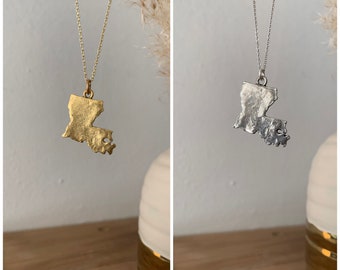 Louisiana state charm necklace
