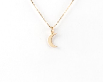 Solid Gold Moon Necklace, Crescent Pendant, Celestial Jewelry, Symbolic Lunar Charm, Elegant Night Sky Birthday Gift for Her, 9K, 14K, 18K