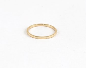 Gold Hammered Ring, Thin Hammered Band, Perfect For Thin Wedding Ring, Gold Stacking Ring, Simple Band, 9K,14K,18K, Gold Wedding Band