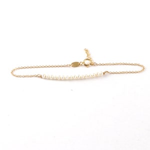 Bracciale in oro massiccio con perle bianche, gioielli in oro con perle eleganti, bracciale da sposa, design classico, gioielli raffinati, occasioni speciali, 9K, 14K, 18K