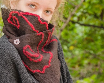 Felt collar with cotton yarns fuxia/Felt scarf/Warm felt/Eco friendly/Gift ideas/wool collar for winter