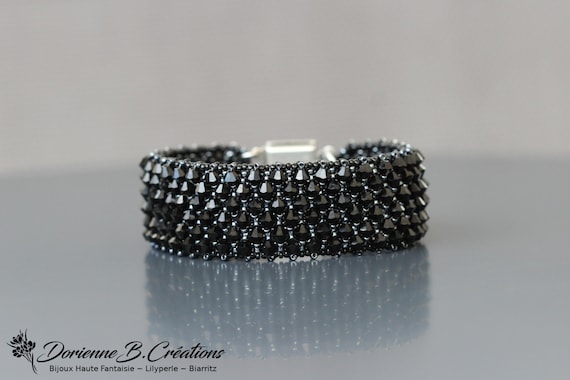 Bracelet manchette pour Femme en Cristal Swarovski noir. | Etsy Bracelet manchette pour Femme en Cristal Swarovski noir. | Etsy