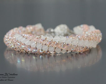 Bracelet spirale rose et blanc pour Femme. Perles toupies en Cristal européen et rocailles Superduo. Fermoir strass aimanté