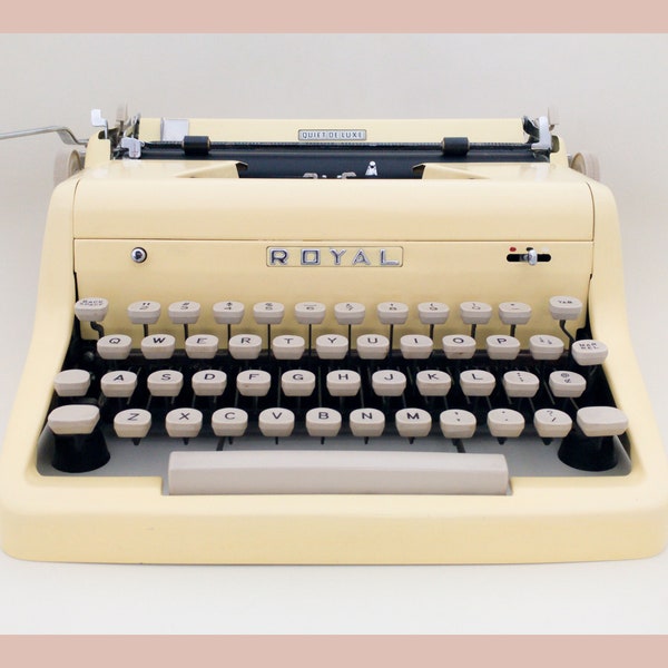 1955 Royal Quiet Deluxe Typewriter (elite)