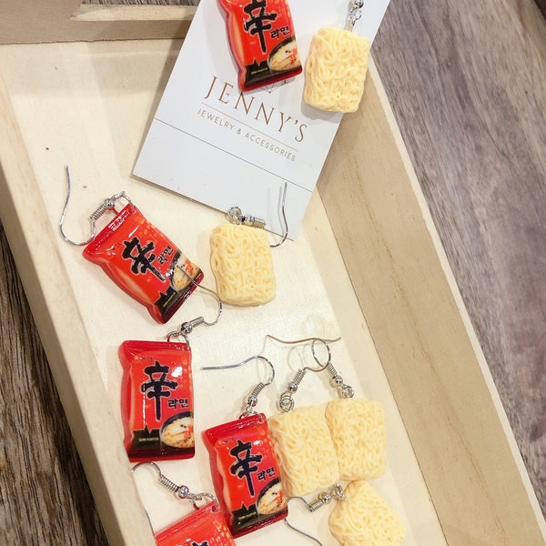 Instant noodles earrings - miniature food earrings- mix & match ramen earrings- ramens earrings - food earrings