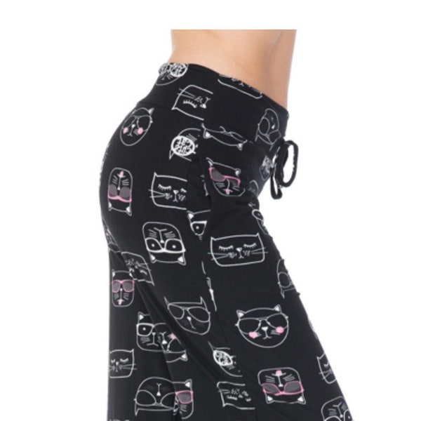 Legging noir ultra-doux à jambe large avec chaton. Pyjama. Maman chat. Cadeaux Saint-Valentin Cadeaux pour elle