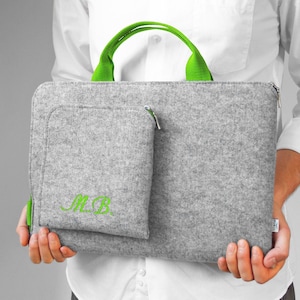 MONOGRAM Personalised Laptop Sleeve Green Zipper and Handle Custom Name Monogram All sizes All MacBooks Felt Case Perfect Gift Mac Air 13 M3