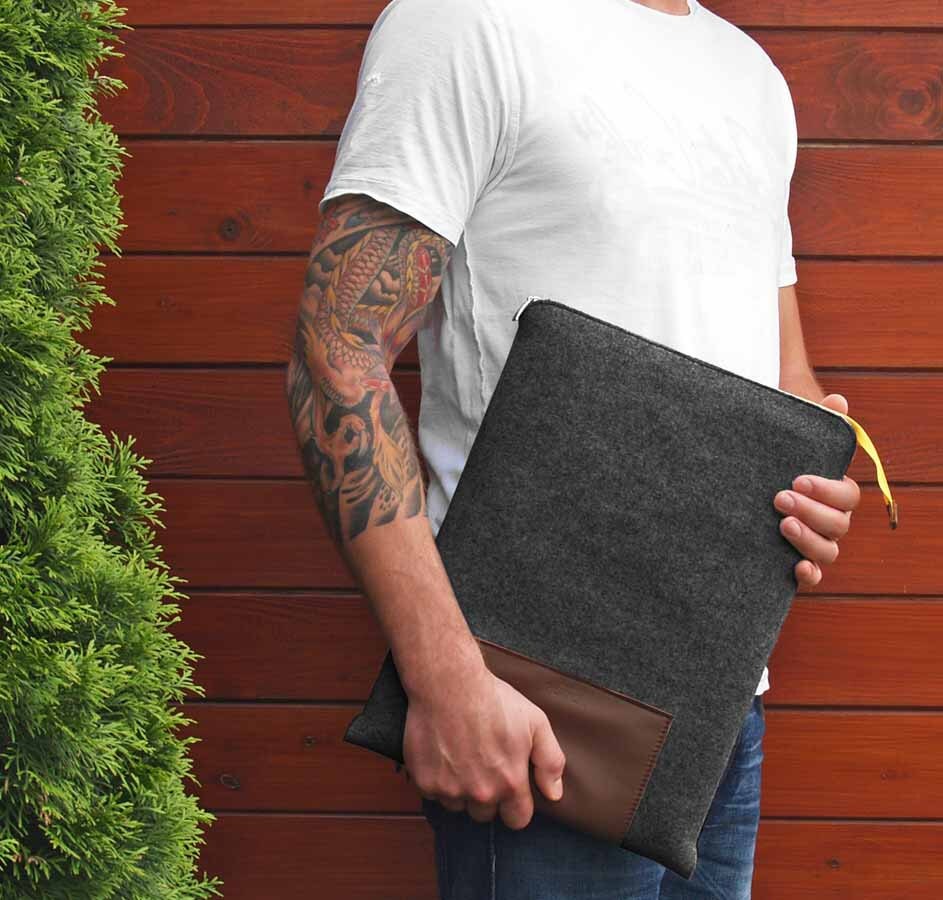 vertical laptop sleeve