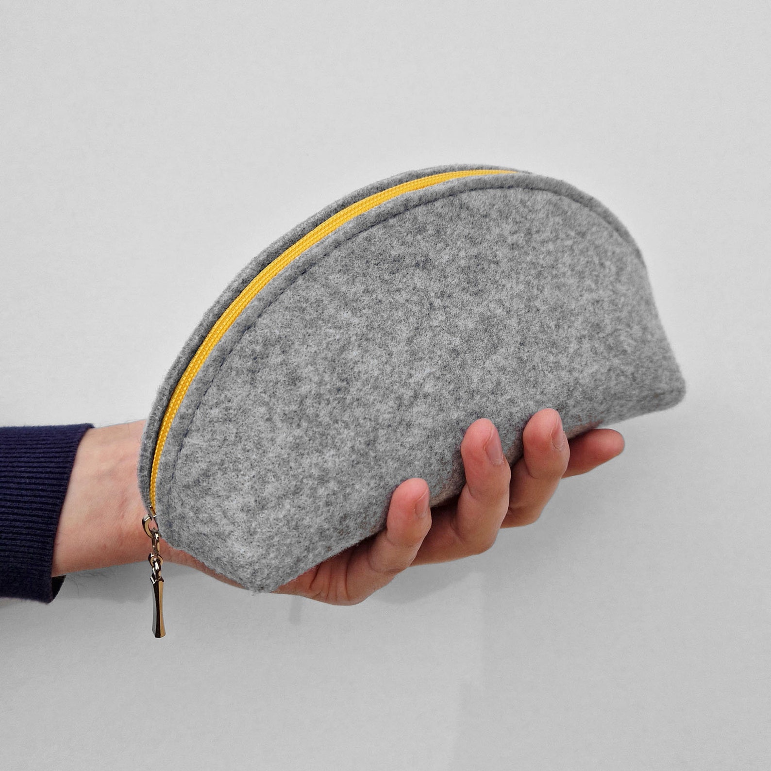 FELT DUMPLING Pen Case Light Grey Felt Pencil Case Mouse and Other ...