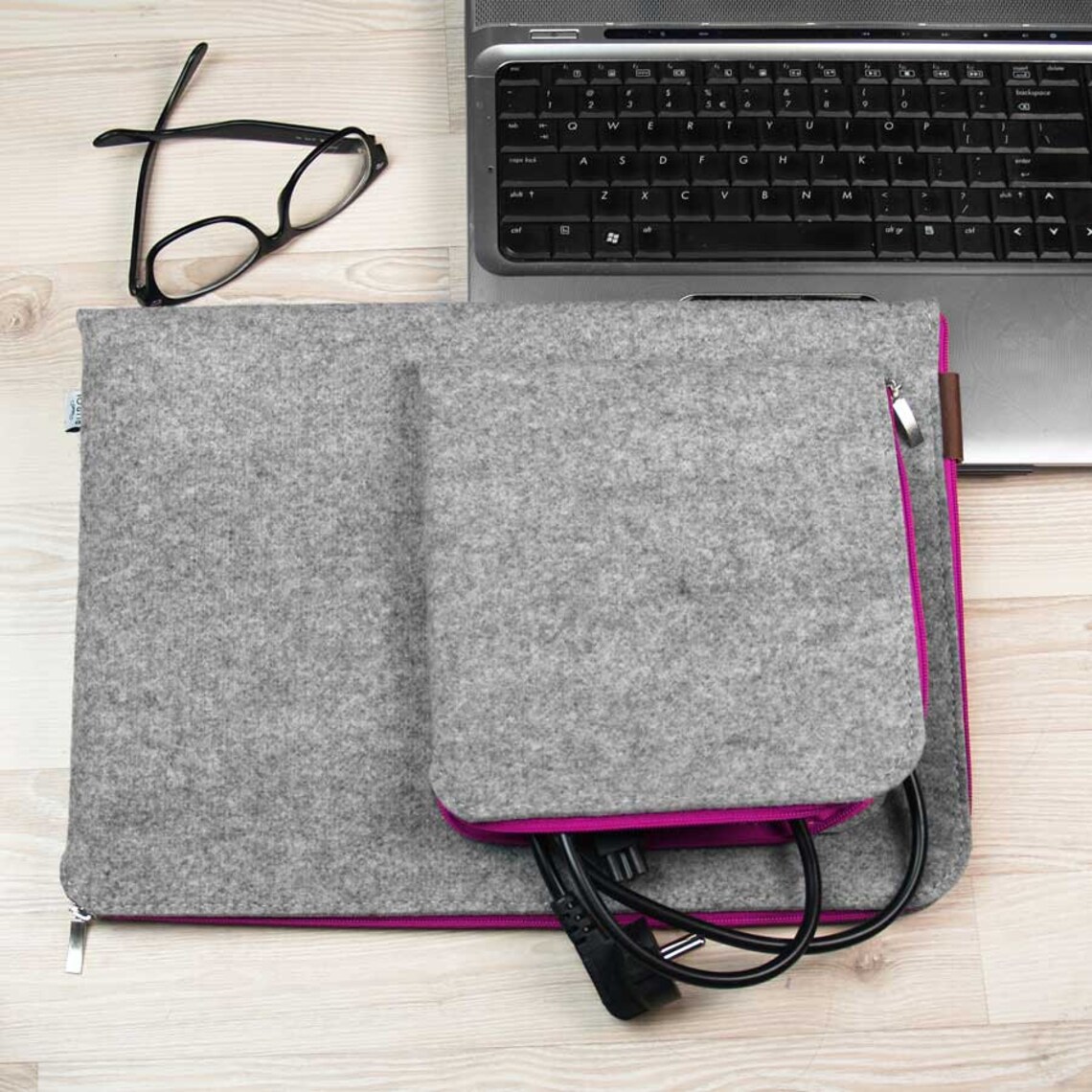 FELT LAPTOP COVER 01 Pink Zipper Macbook Sleeve From Gray Felt Etsy