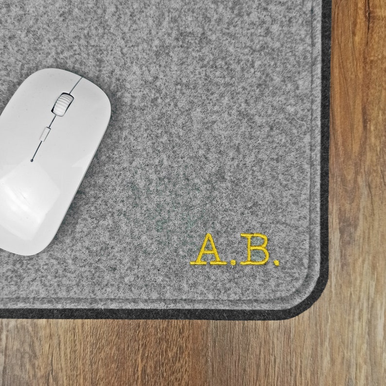 PERSONALISED MOUSE PAD Felt Mouse Pad with Embroided Monogram Name or Initials Perfect Personalised Gift Mouse Mat afbeelding 4