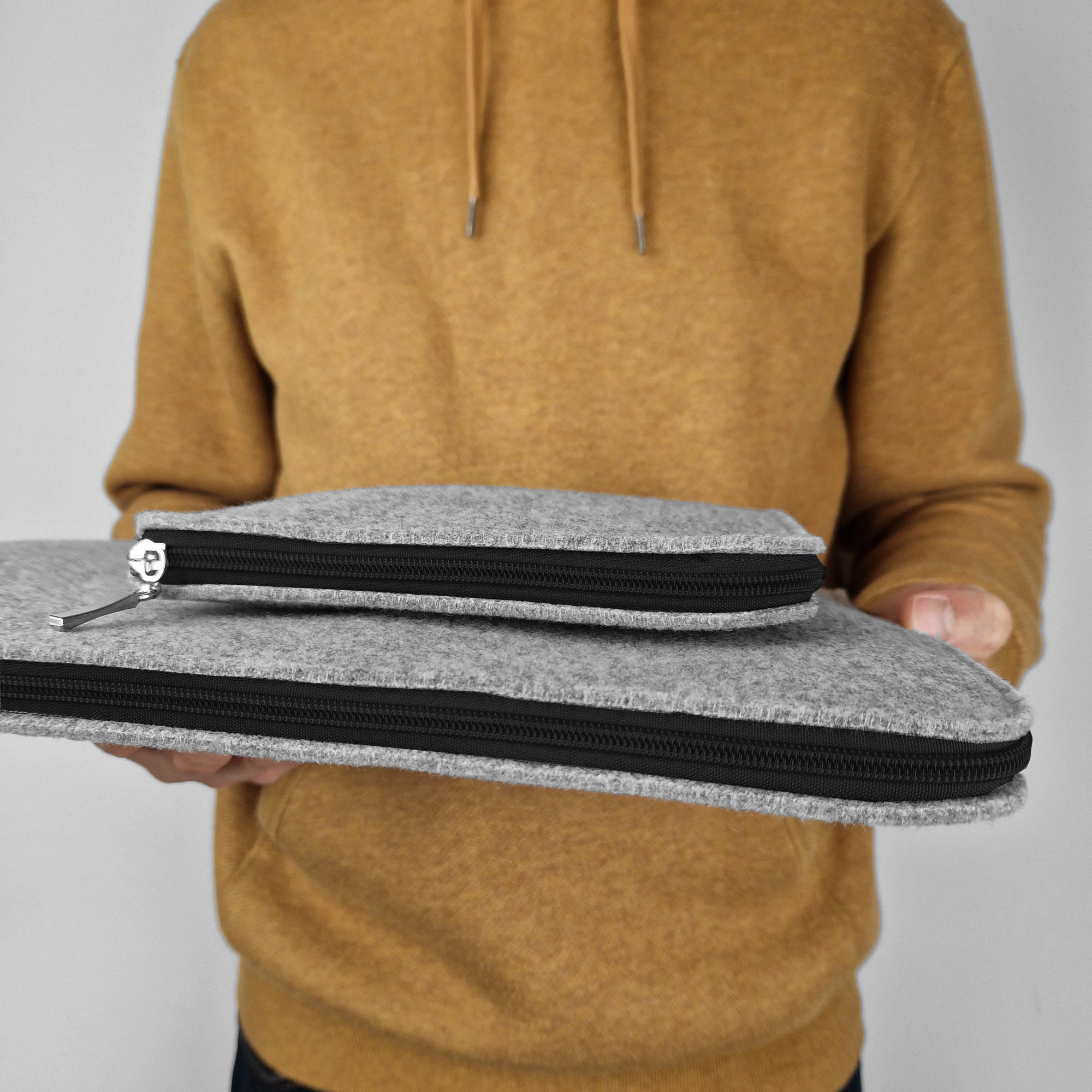 11,13,15,17 inch Wool Felt Hand Hold Notebook Laptop Sleeve