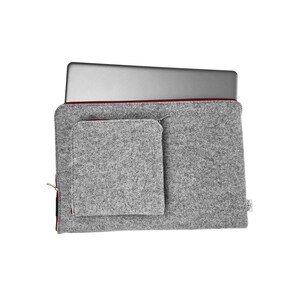 Light grey felt laptop sleeve with maroon zipper. Front pocket for charger and mouse.