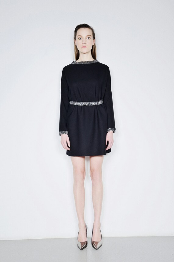 loose black mini dress