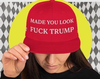 Faites-vous look - Casquette snapback F*ck Trump