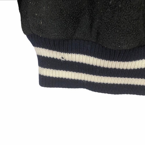 Vintage shops Converse All Stars Sweater