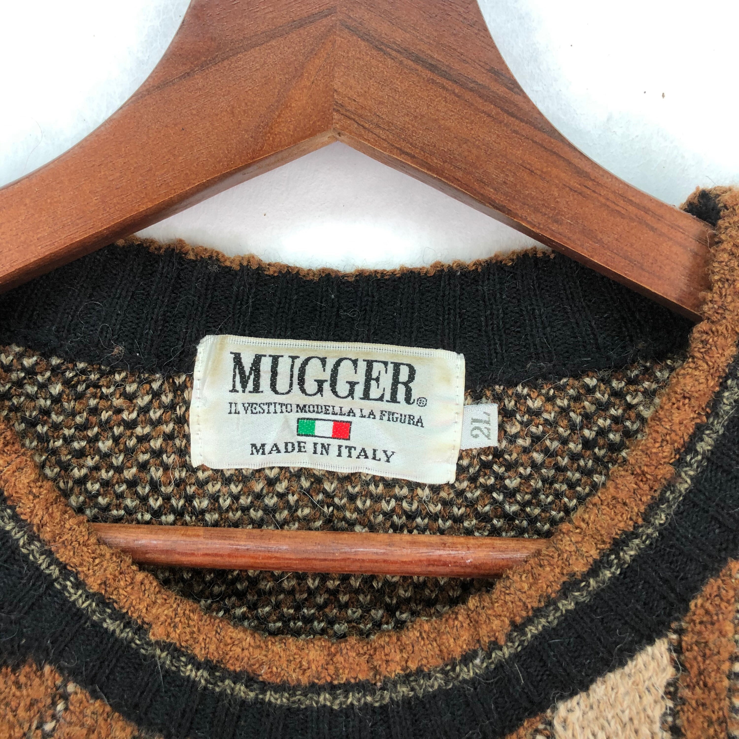 Vintage Mugger IL Vestito Modella La Figura Nice Design Knitwear Sweatshirt Large Size