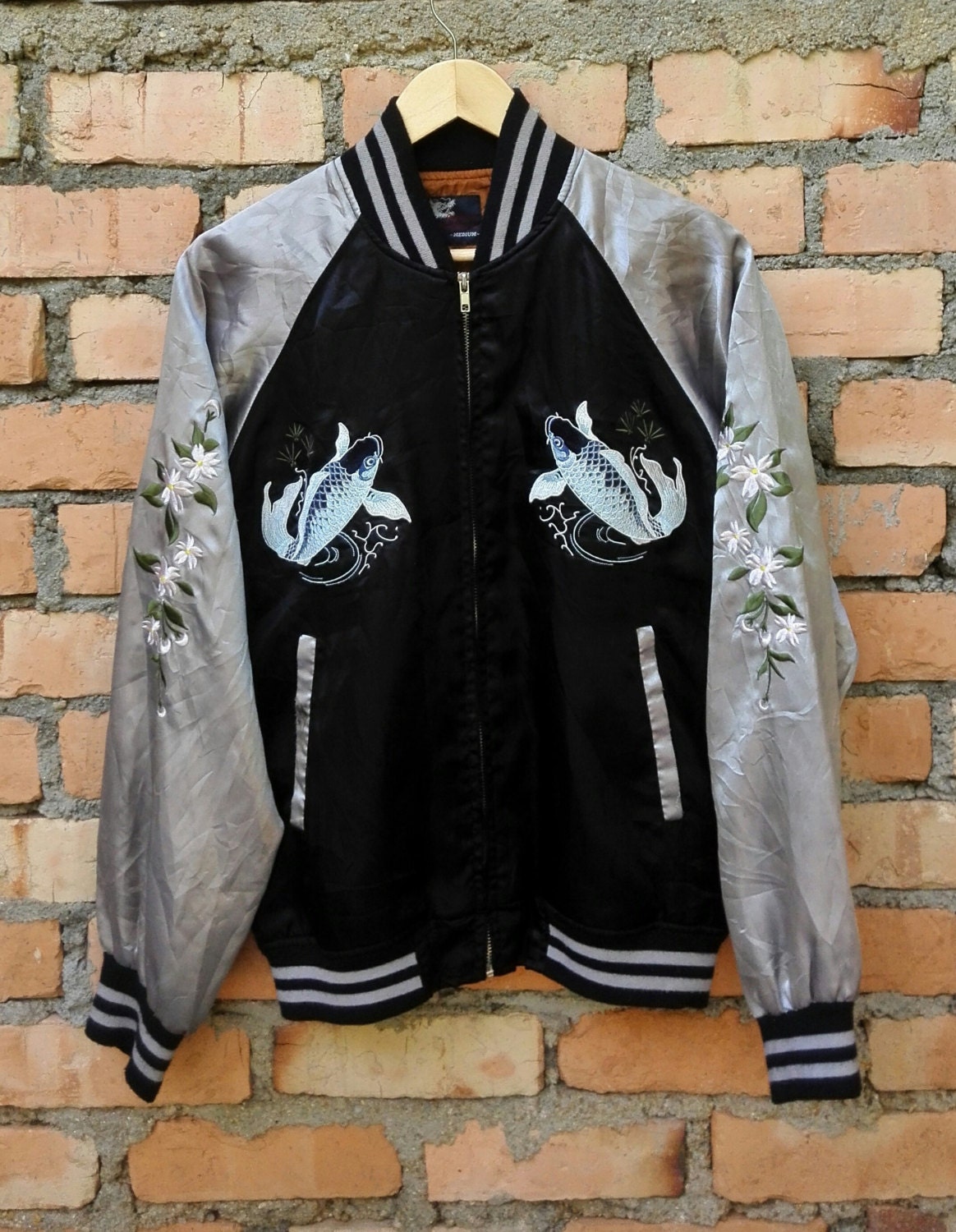 アート・デザイン・音楽 JAPANESE EMBROIDERED JACKETS VOL.1 il_fullxfull.1104067477_tl85.jpg