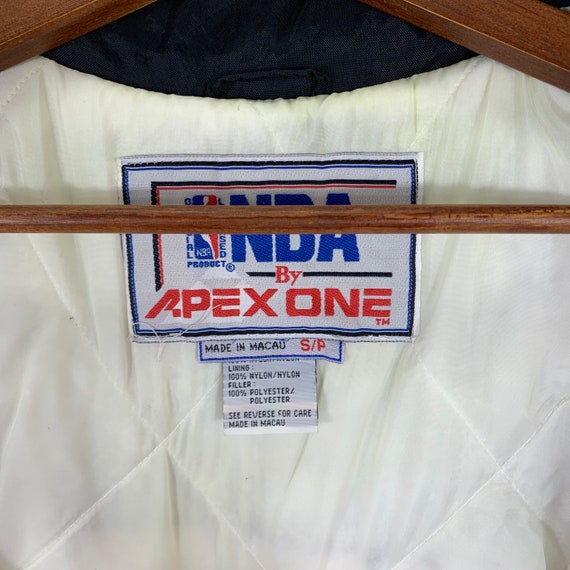 Vintage 90s Chicago Bulls NBA Sportswear by Apex One Bomber