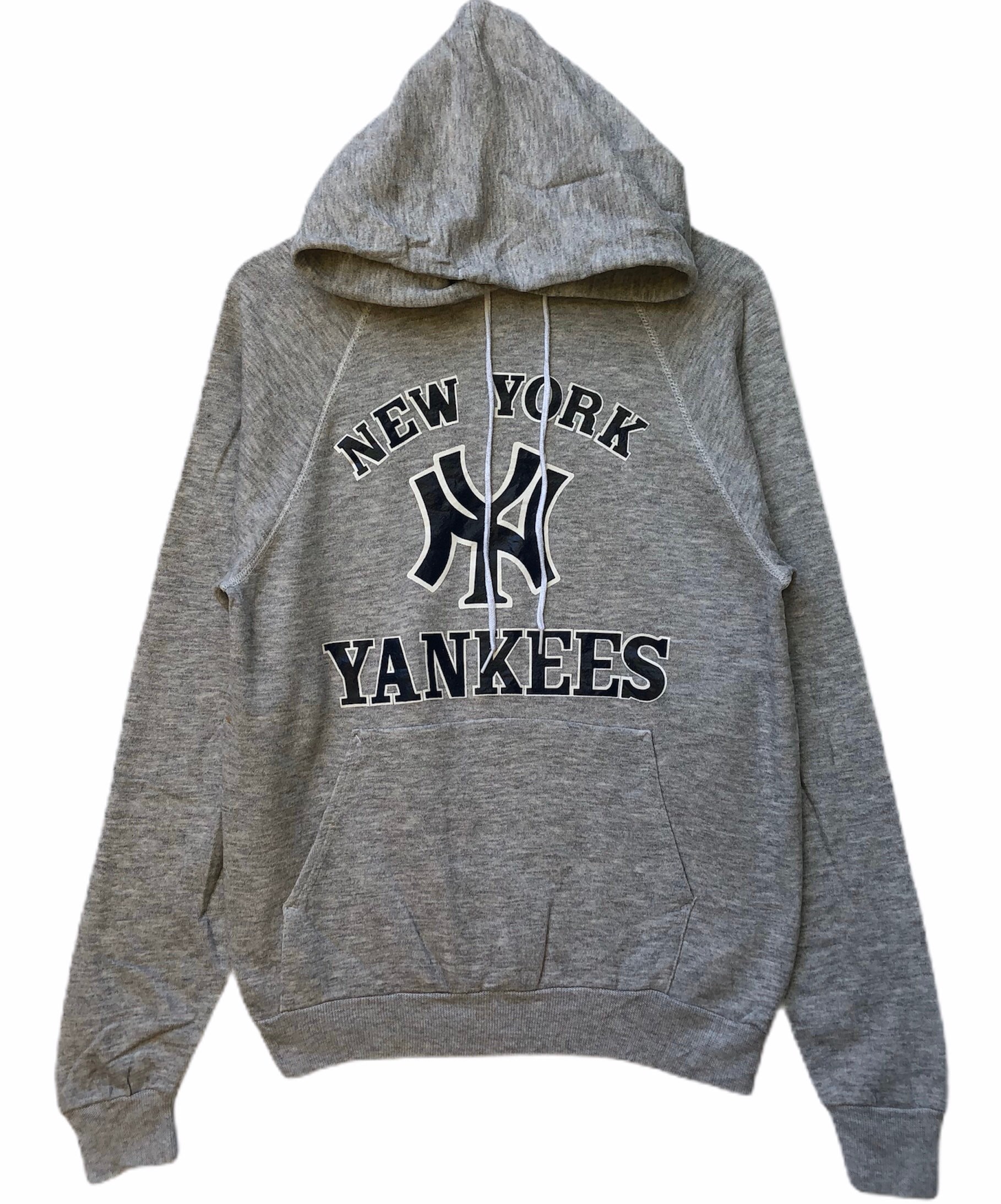 yankees sweatshirt near me