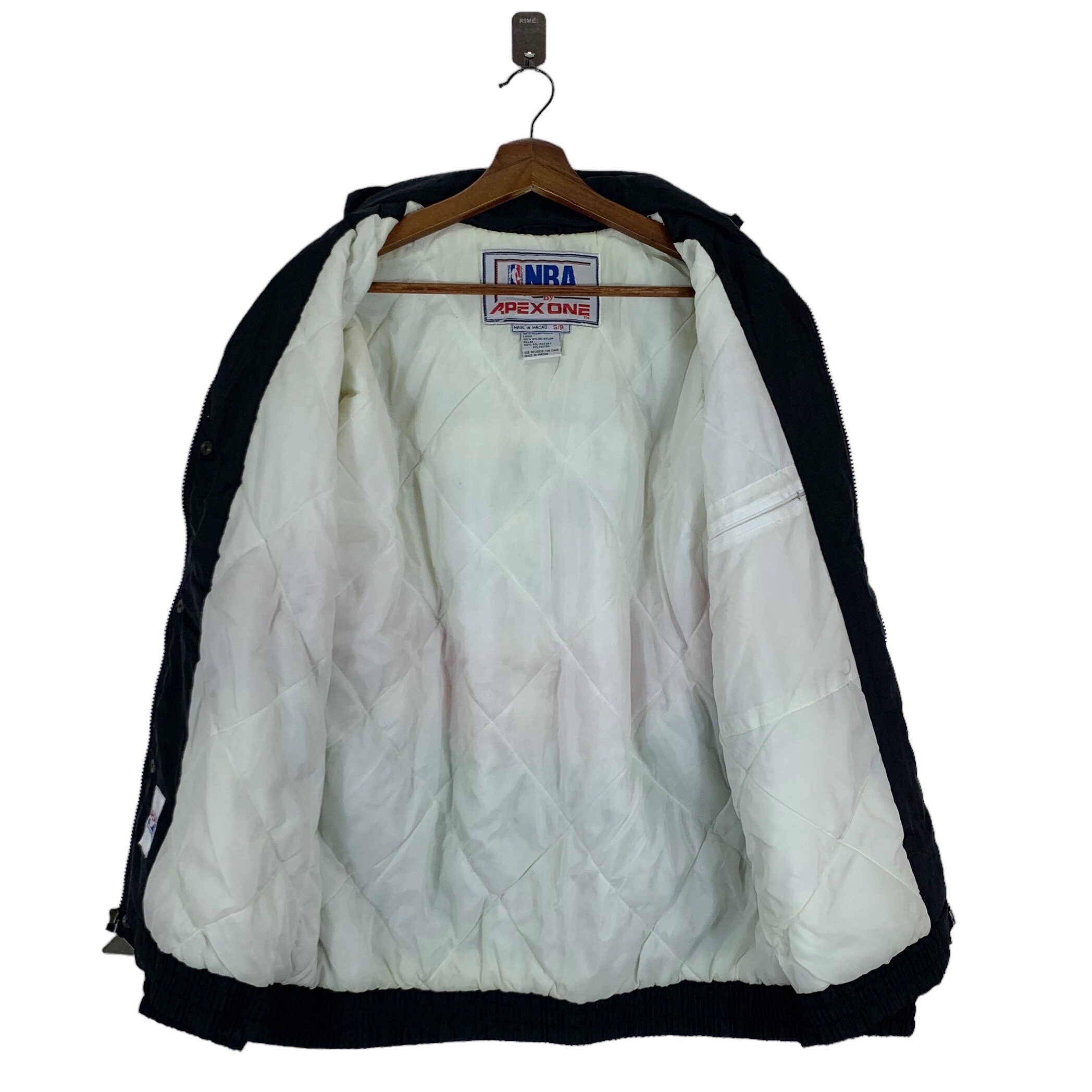 Vintage 90s Chicago Bulls NBA Sportswear by Apex One Bomber